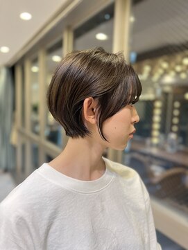 ロンド パルティール 大宮(Lond partir) 斜め前髪ピンクベージュインナーグレージュウルフショート