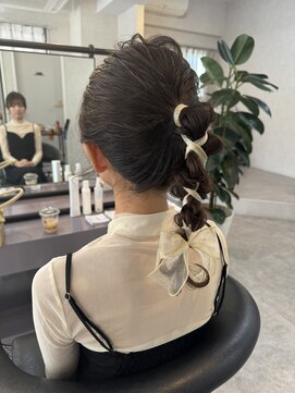 ニィ(2iee.) 結婚式参列ヘア