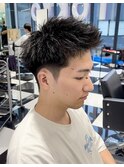 ベリーアップバングスパイキーショートツーブロック