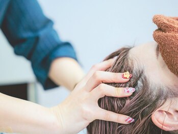 ソース 枚方(SOURCE)の写真/◆プチプラ価格【カット+スカルプシャンプーSPA¥3900】【カット+極上ヘッドSPA¥5300】当日予約OK♪
