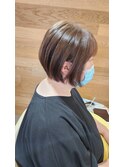 ショートボブ