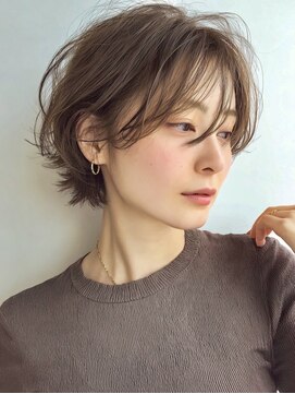 ハーツ(Heart's) 大人ショート 白髪ぼかし 脱白髪染めハイライト40代50代60代