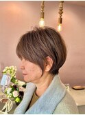 大人可愛い30代40代50代前下がりショートボブ丸みショート