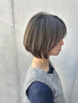 ルーブル(LOUVRE)&nbsp;透け感で差がつく、軽やか美シルエットボブ