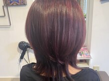 ヘアーブティッククィーン(QUEEN)の雰囲気(ハイライトが入った明るいグレイカラーも、傷ませず楽しめます♪)