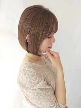 ヘアスタジオルース(HAIR STUDIO LUZ) 40代50代60代の大人ボブ/白髪ぼかしハイライト/堀江/北堀江
