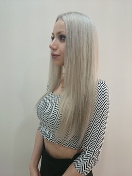 ラチャウ(La.Ciau) ブリーチ＆カラー