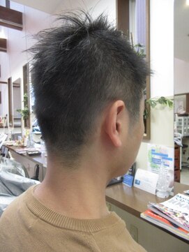 コアフィールフィス(COIFFURE fils) 【見附・今町】メンズ 刈り上げ ソフトモヒカン