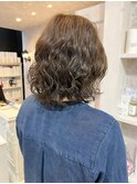 福山市美容室Caary人気 しっかりクルッとパーマ アッシュグレー