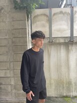 ウェルネス(Wellness)&nbsp;スキンフェード、サイドパート、センターパート、韓国マッシュ2