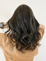 ユーフォリア エヌ 池袋サンシャイン通り店(Euphoria +n)&nbsp;細めコントラストハイライト　グレージュ ケアブリーチ 20代30代