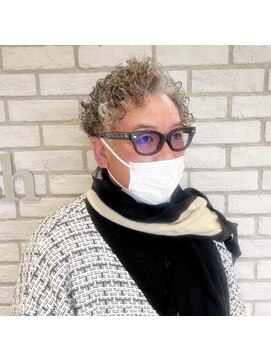 アッシュ 十日市場店(Ash) スパイラルパーマ