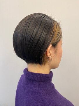 プリュネルドレ(prunelle dore) 前下がりショートヘアー