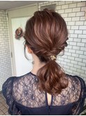 ローポニー　ミディアムヘア　金箔　ヘアセット　お呼ばれヘア