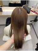 ブラウンベージュ