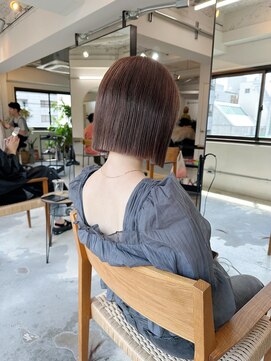 フェイヴィーズ(FavyS) ハイトーンパツッとボブ