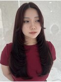 ハイライトカラーミルクティーベージュレイヤーカット