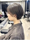 40代50代60代耳かけショート前髪なしハンサムショート白髪ぼかし
