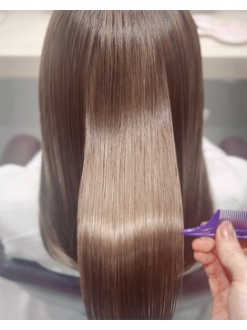 レンテ 千葉(LENTE) 今までの縮毛矯正とは違う!柔らかさとダメージレスを大切に☆