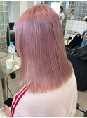 ハイトーン切りっぱなしショートボブミルクティーピンクベージュ