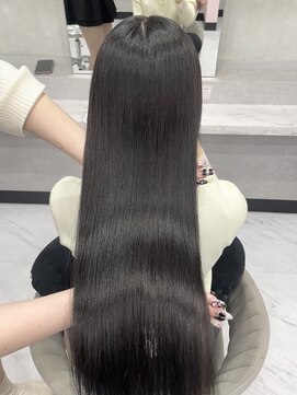 ジーナ 名駅(XENA.) 《Rena》うる艶髪質改善/縮毛矯正