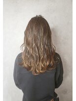 ニューカマー バイ ヘッドライト シブヤ(NEW COMER by HEADLIGHT shibuya)&nbsp;ミルクティーベージュ　透明感カラー　10代20代