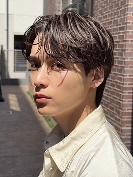 ウェイビーエフティフィフス 横浜西口(WAVEY ft.fifth) 横浜シャドウパーマ緩めスパイラルパーマッシュツイスパ