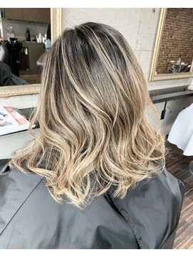 molt 麻生/レイヤーカット/ボブ/バレイヤージュ/ハイライト/海外ヘア 【モルト】 バレイヤージュ