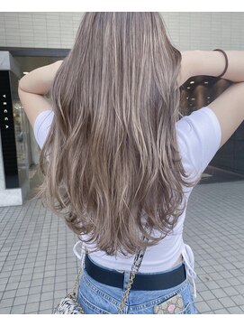 イェッカ(YECCA) ミルクティーグレージュ＊ハイライト