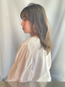 メイカ(MEIKA) 【 ハイライト × オリーブカラー × レイヤーカット 】浅野美紀