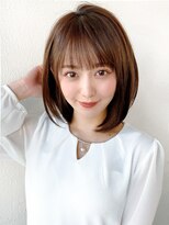 20代30代40代大人かわいい 小顔 前下がりボブ  ひし形シルエット