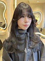 サイン 渋谷(SIGN)&nbsp;韓国ヘアーハッシュカットレイヤーカットグレージュブリーチ無し