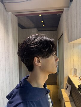 アクシー ヘアーアンドメイク(AXY HAIR&MAKE) ニュアンスパーマハンサムショート毛流れパーマ毛流れ縮毛矯正