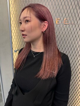 スリー 博多(THREE...) チェリーピンク