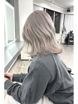 ランズ(LANDS) ミルクティーグレージュ 『大阪 梅田 韓国ヘア』