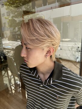 マーク 蕨西口(Marc) 毛流れセンターパート