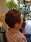 癖を生かしたナチュラルスタイルカット・ヘアマニキュア