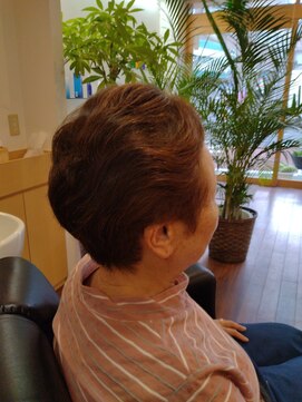 ヘアーパズル(HAIR PUZZLE) 癖を生かしたナチュラルスタイルカット・ヘアマニキュア