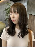 栄柔らか質感レイヤーカットミディアム