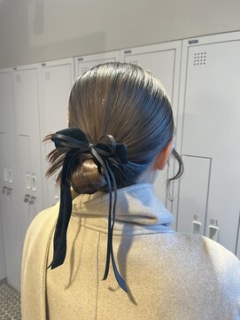 リボンのカチモリヘア