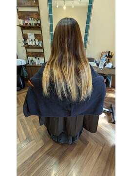 ロビン(Robin) ブリーチ休憩カラー?