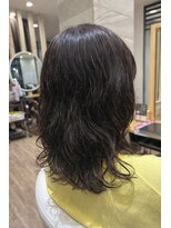 ヘアメイクアクト 都賀店 ナチュラルな動きと艶感が映える大人ミディアム