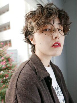 ブロック ジャポン(bloc japon) 束感のあるマッシュショート・タンバルモリ・ショートボブ