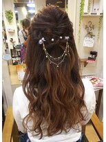 エクラート イーリス 高田馬場店(ECLART IriS)&nbsp;≪高田馬場☆駅近美容室≫ハーフアップ♪