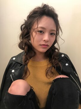 キャロル(CAROL) 成人式アレンジ