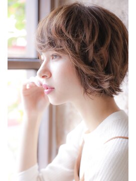 カライング(ing) 【+～ing】跳ね感のあるフェザーミニマムショート【柳沼くるみ】