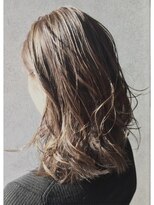 ヘアサロンエムフィス 池袋東口(HAIR SALON M Fe's)&nbsp;耳掛けハイライトスタイル