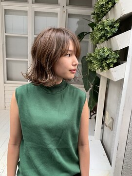 リラ バイ クオーレ(LIRA by CUORE) 大人ボブ