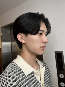 エクリ 麻布十番(equri) ニュアンスパーマセンターパート