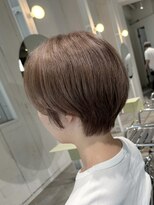 ストレータ バイ マリオ(Strata by mario)&nbsp;〈宮本〉ブリーチ無しブラウンベージュ×コンパクトショート